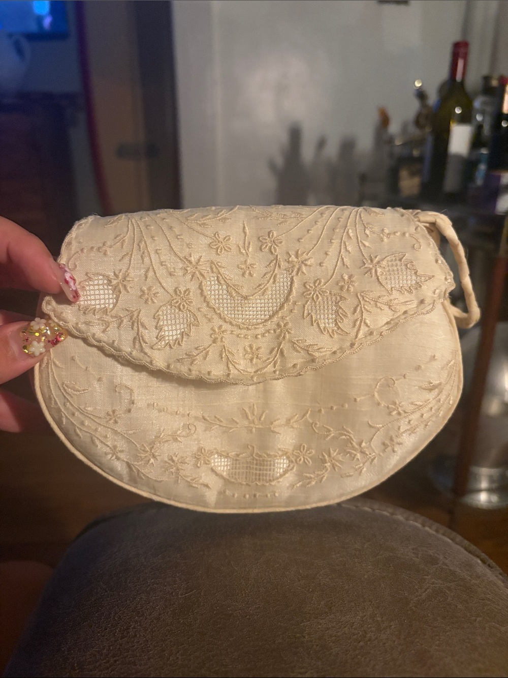 Embroidered Cream Women's Evening Clutch